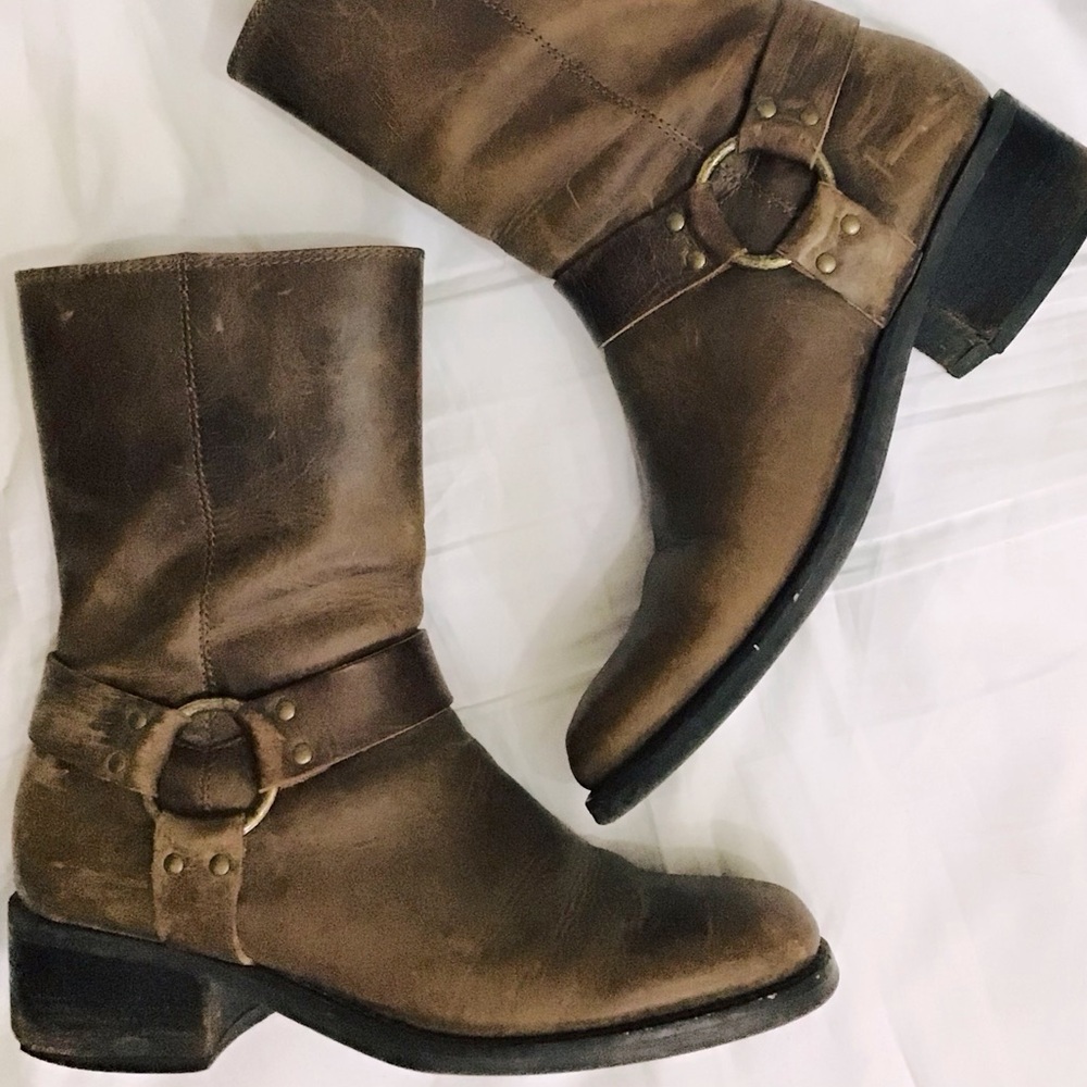 Berkley Leather Harness Boots